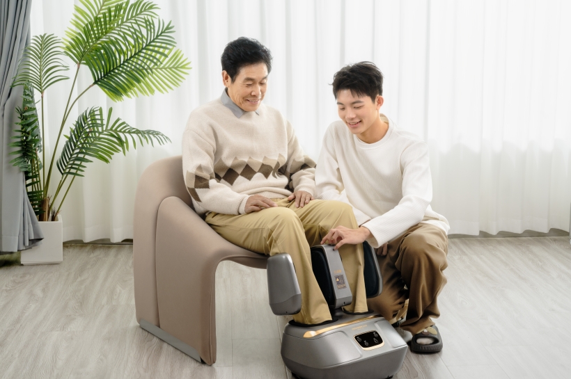 这3 种鞋越穿越伤脚 ，快帮爸妈避雷！